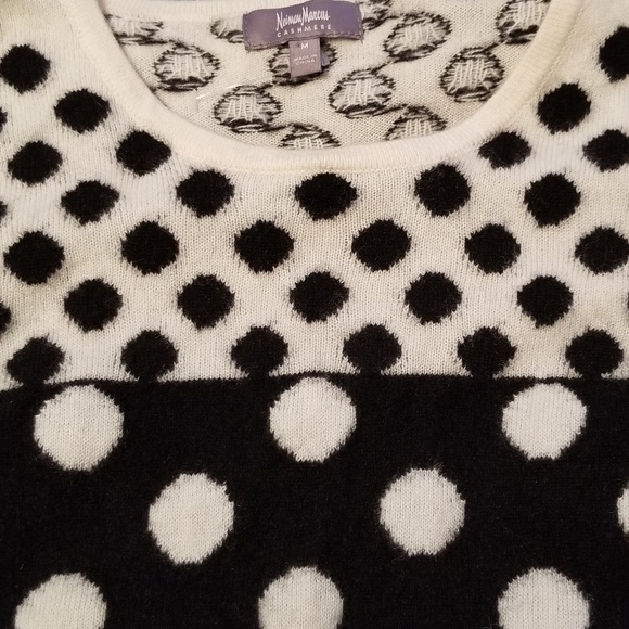 💥SOLD💥Neiman Marcus 100% Cashmere Sweater-Polka Dot - Picture 5 of 7